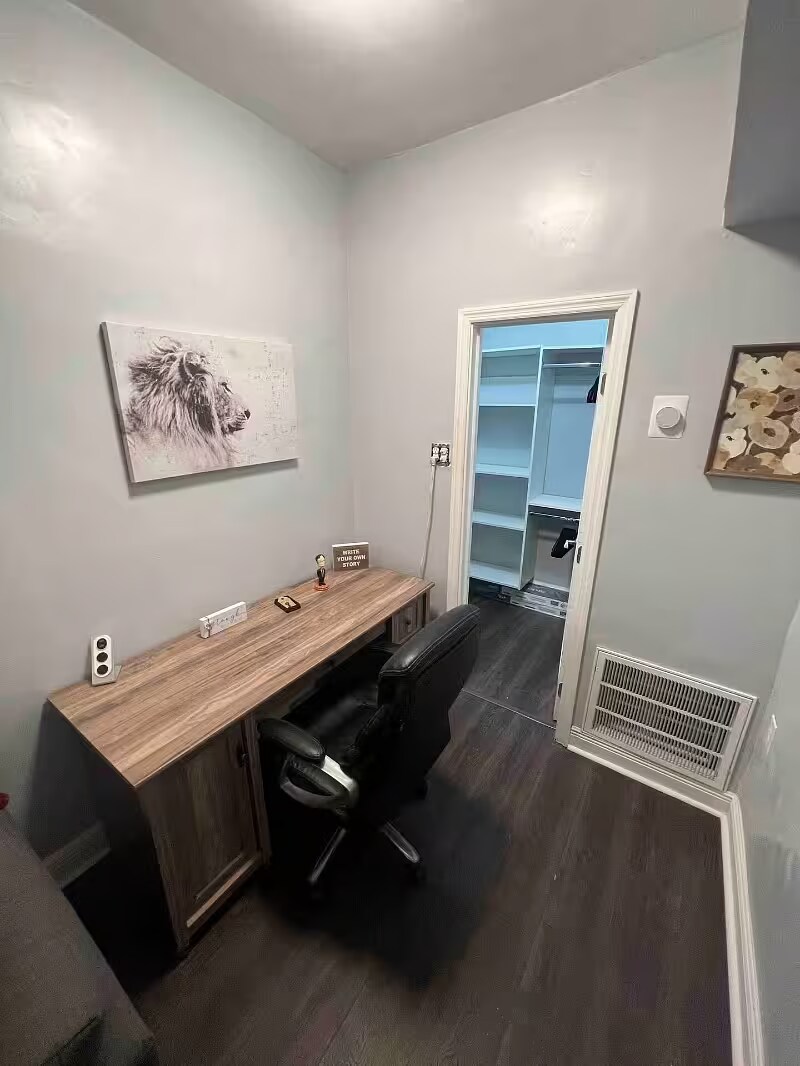 Building Photo - 2991 NW 31st Ave