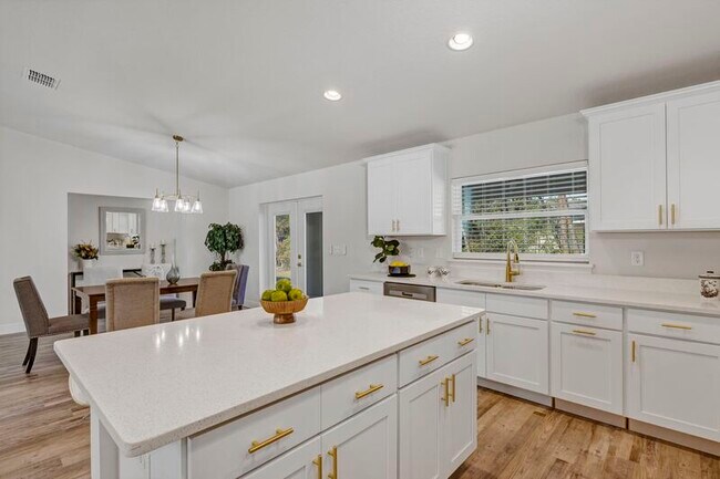 Building Photo - 4129 SW 115th St