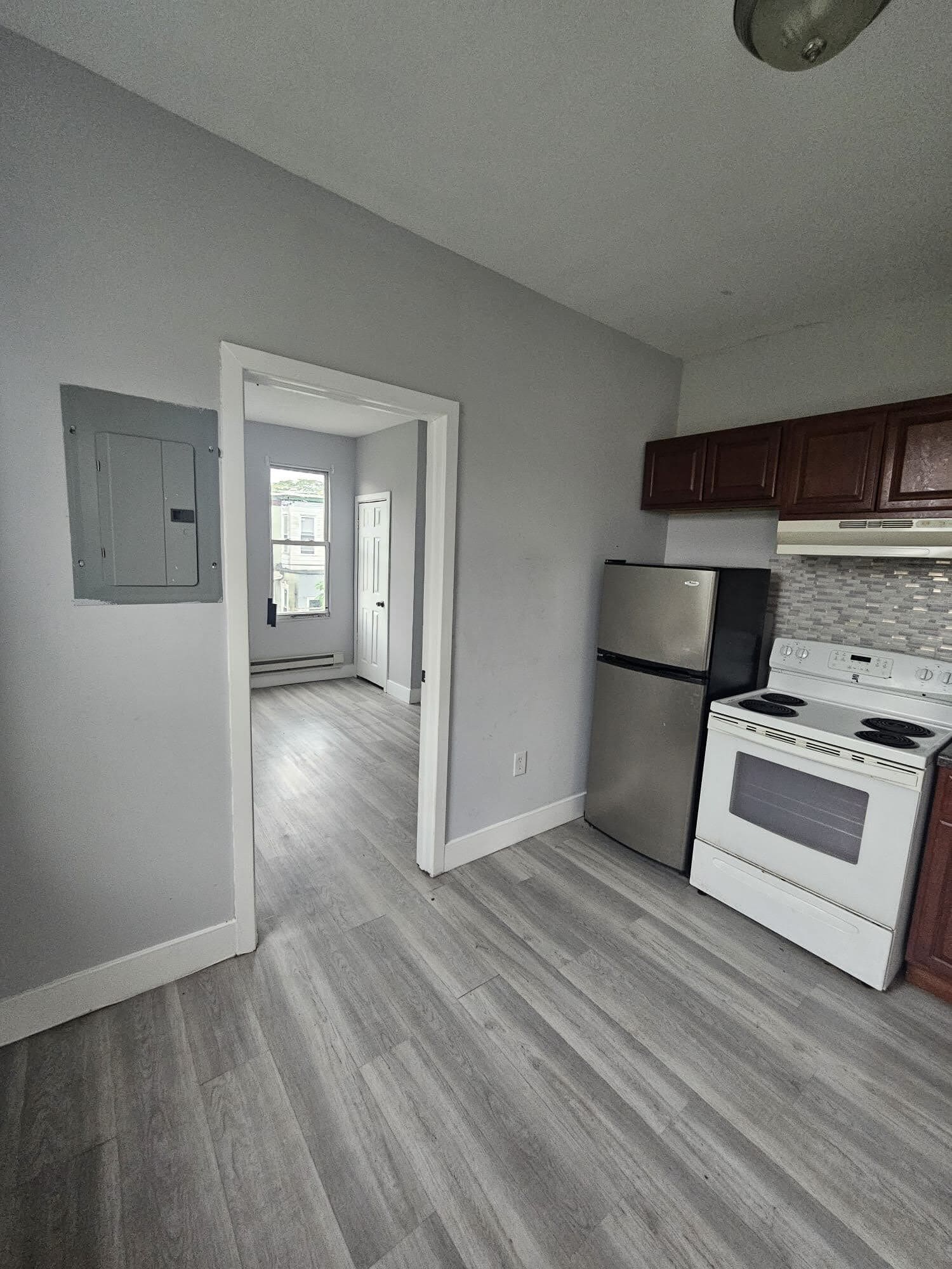 kitchen - 5210 Master St