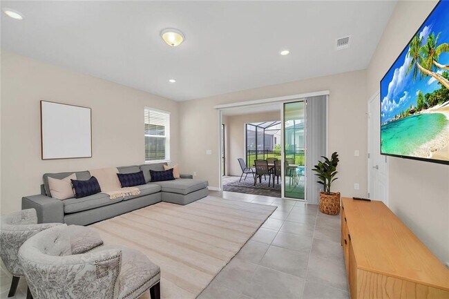 Building Photo - 7196 Oakmoss Loop