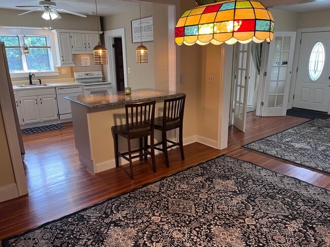 Building Photo - 53 1st St