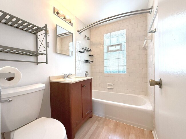 Building Photo - 1509 S 52nd St