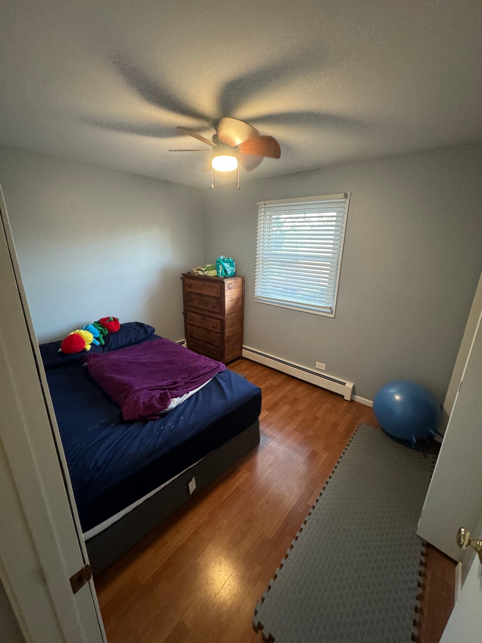 Building Photo - 9 N Whispering Hills Dr