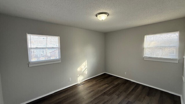 Building Photo - 9102 E 34th St