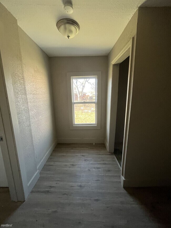 Building Photo - 2 br, 1 bath House - 3808 18th St