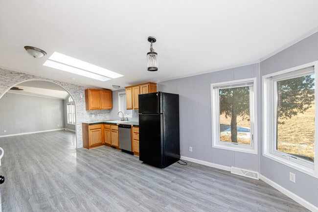 Building Photo - 20945 Via Duran Point