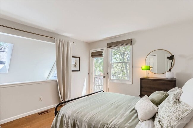 Building Photo - 2135 Spruce St