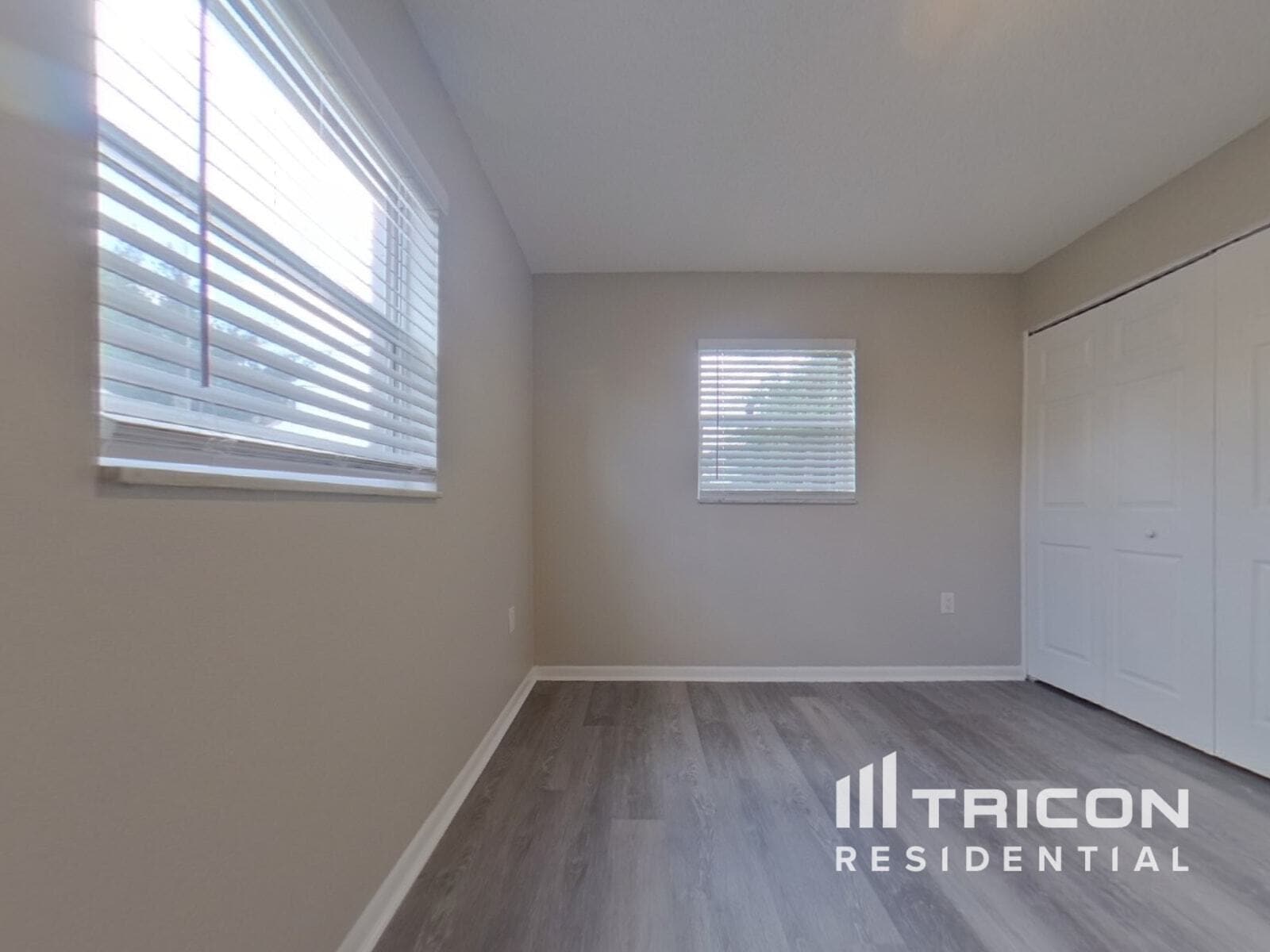 Building Photo - 405 Citadel Dr