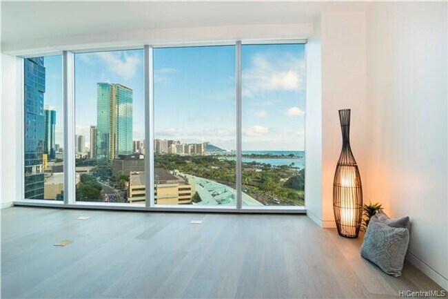 Building Photo - Waiea 11th Floor 2/2.5/2 with Ocean and Diamond Head Views