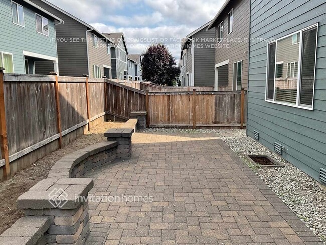 Building Photo - 5204 52nd Way SE