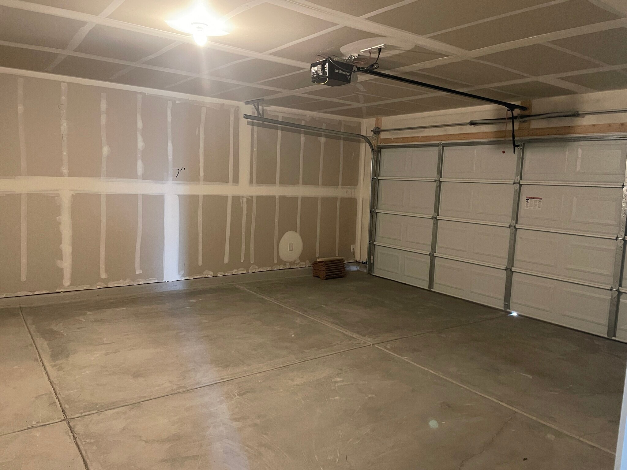 Double garage. - 6509 S Prado Cir