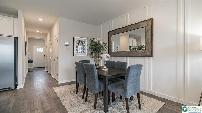 Building Photo - 1083 Meadowlark Dr