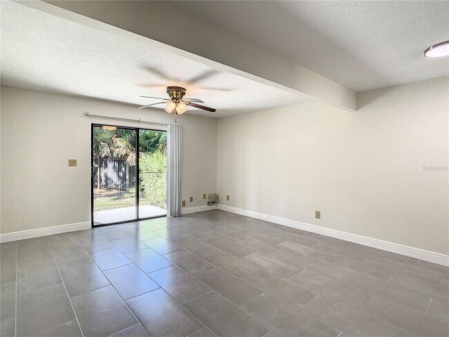 Building Photo - 9027 Pebble Creek Dr