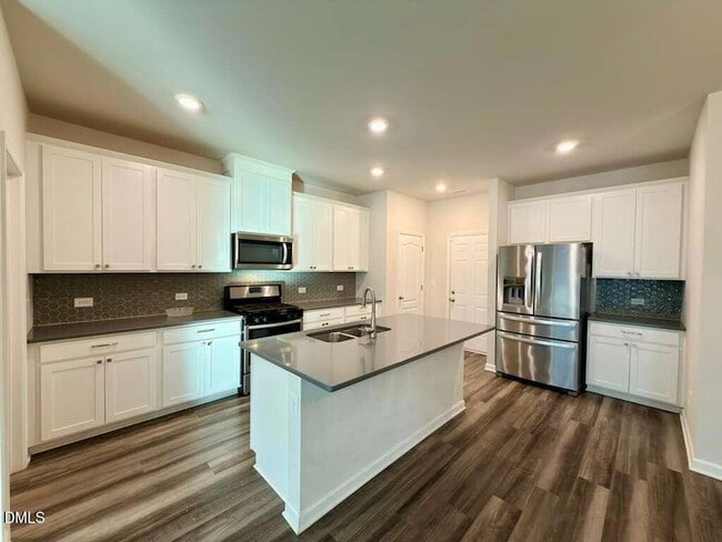 Building Photo - 1152 Chestnut Bluff Run