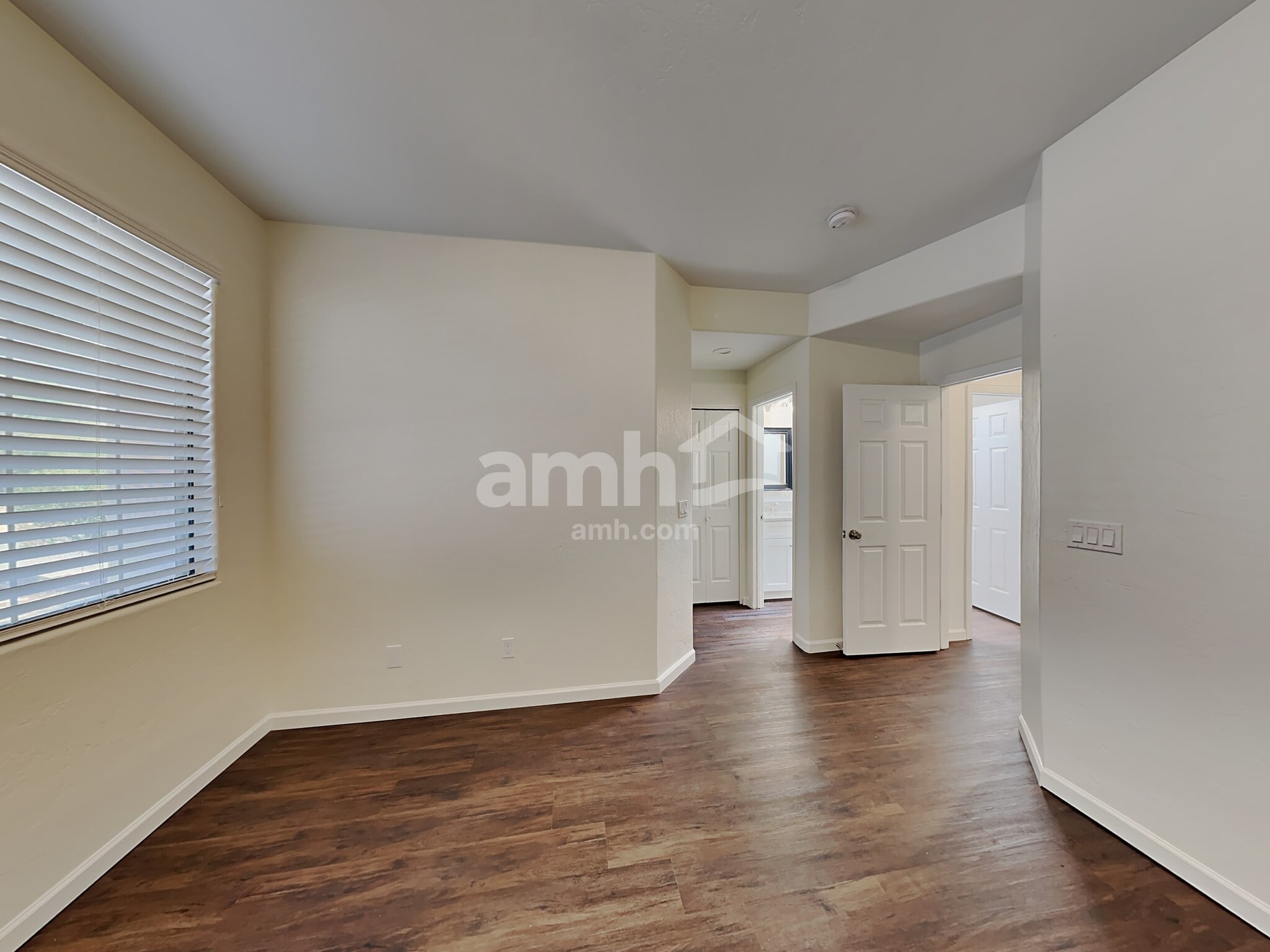 Building Photo - 10191 N Tarheel Pl