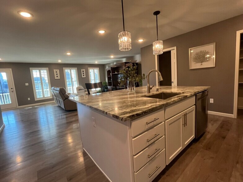 Building Photo - 1064 Dyess Way