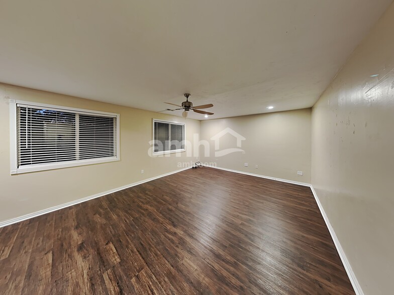Building Photo - 459 N 990 E