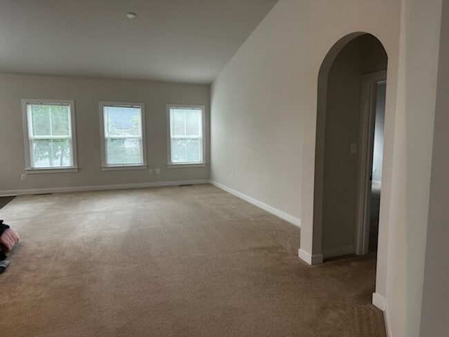 Building Photo - Charming 3-Bedroom, 2-Bath Single-Story Ho...