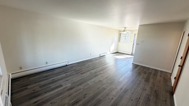 Building Photo - 1100 Harvard Wy