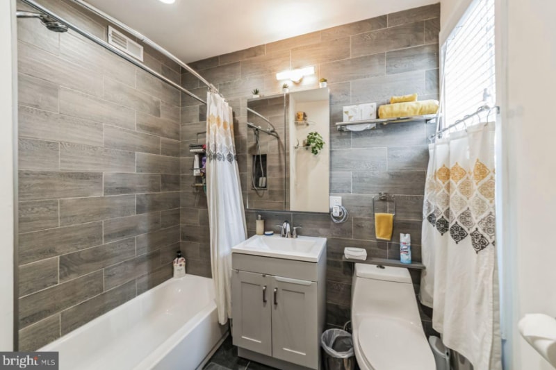 Building Photo - 2632 Gerritt St