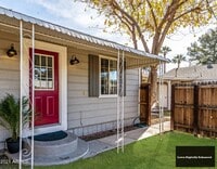 Building Photo - 908 W MacKenzie Dr