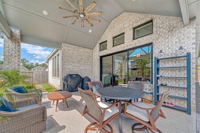 Building Photo - 24918 Flint Lake Dr