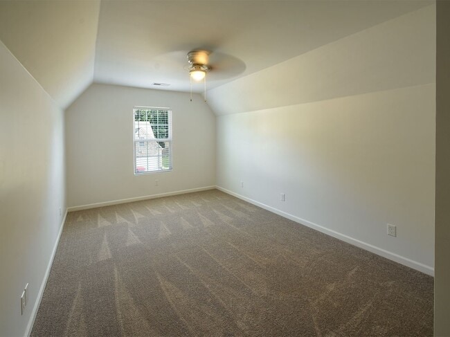 Building Photo - Built in 2019. 4 beds, 2.5 bath home with easy access to 51 and 385.