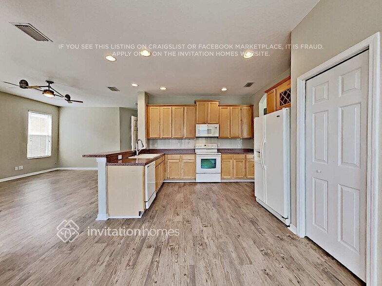 Building Photo - 8602 Sandy Plains Dr