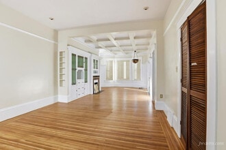 Building Photo - 151 9th Ave