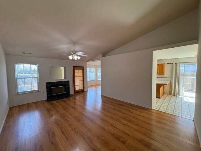 Building Photo - 314 N Virmargo St