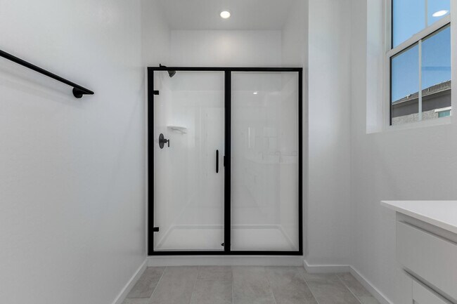 Building Photo - 2436 W Maximo Wy