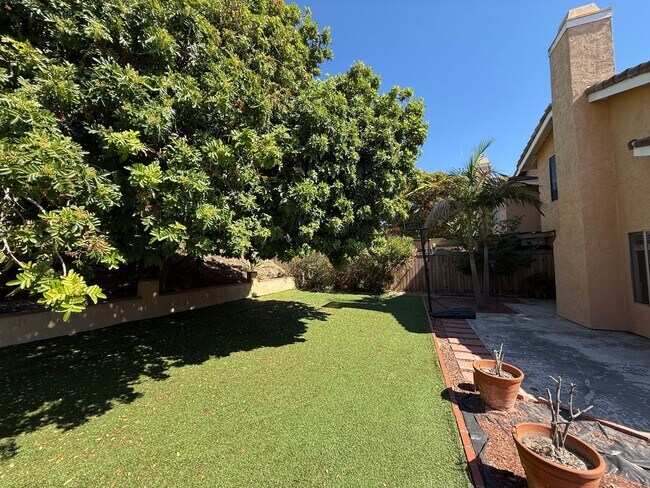 Building Photo - Wonderful 4 Bedroom 2-story Townhome in "F...