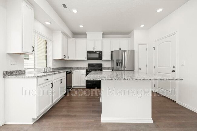 Building Photo - 97 E Polaris Dr