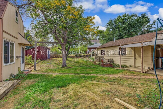 Building Photo - 1406 E 108th Pl