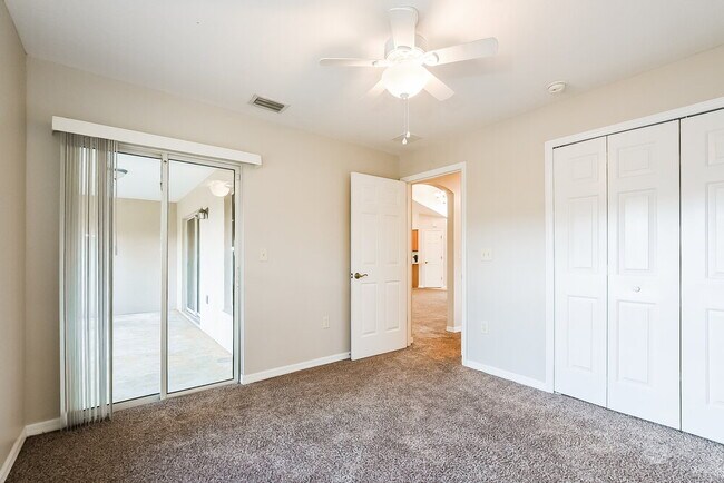 Building Photo - 4461 Treasure Cay Rd