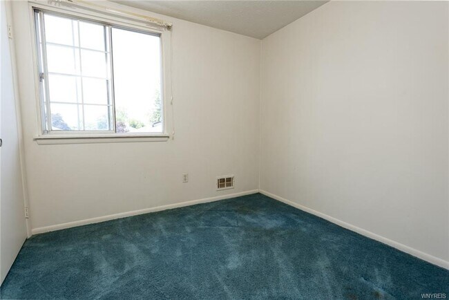 Building Photo - 110 Greenway Blvd