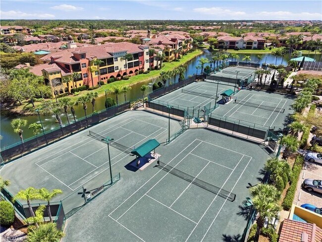 Building Photo - 8601 Piazza Del Lago Cir