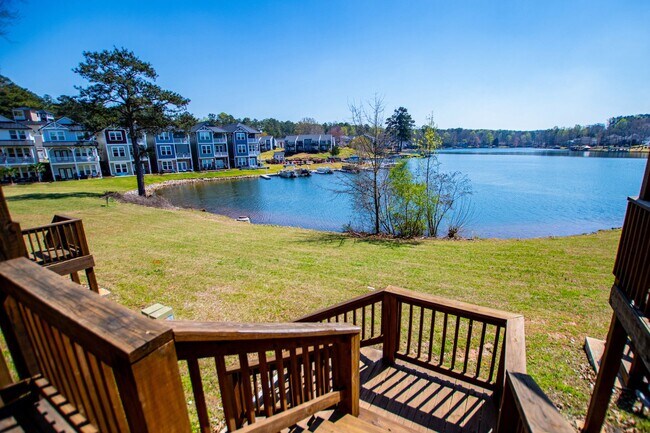 Building Photo - Lakefront Living at Fairfield Plantation