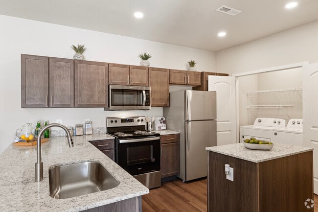 B1 - Model - Aventura at Hawk Ridge