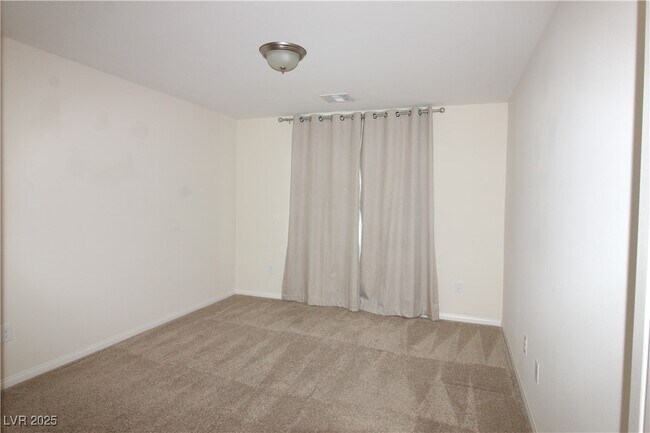 Building Photo - 4073 Blue Opal Wy