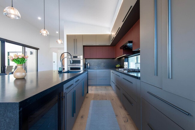 Building Photo - 779 Lucia Ln