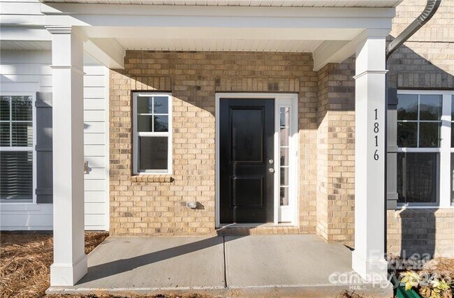 Building Photo - 1816 Saint Louis Aly NW