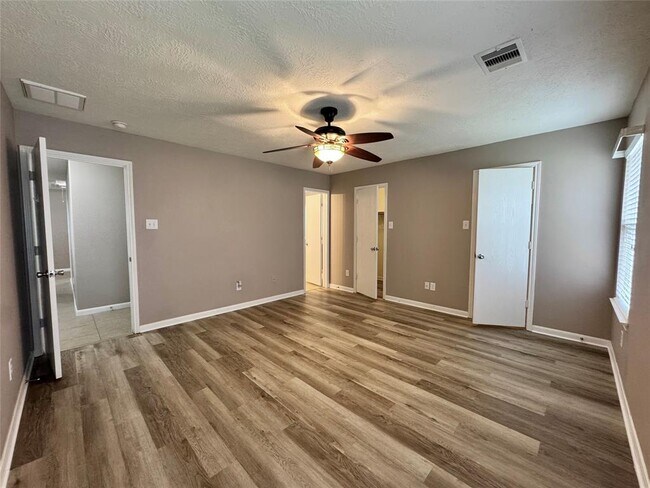 Building Photo - 29507 Legends Branch Ln