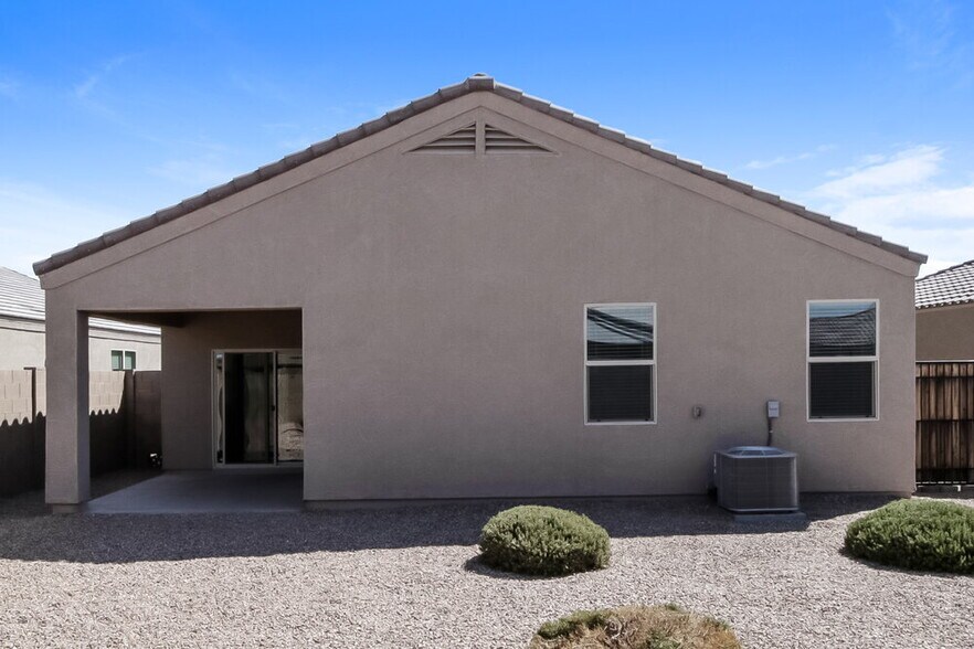 Building Photo - 28904 N Selenite Ln
