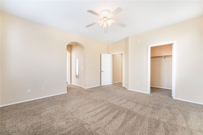 Building Photo - 744 Blue Barrel St