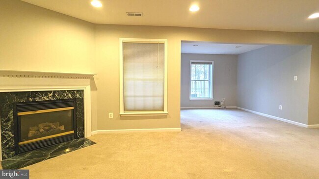 Building Photo - 3954 Royal Lytham Dr