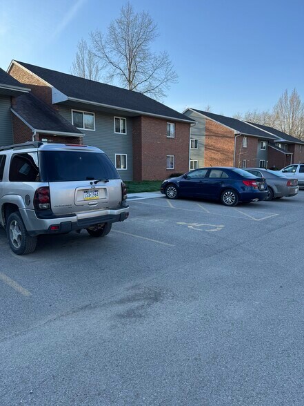 Primary Photo - Country Place Apartments