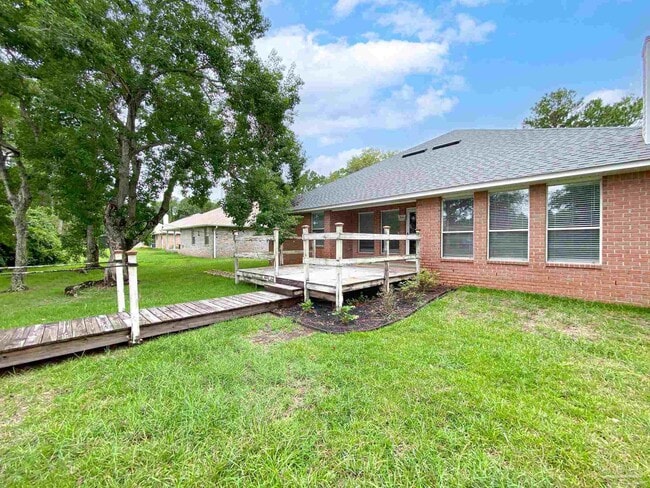 Building Photo - 9678 Westgate Cir