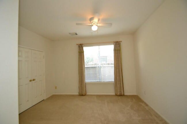 Building Photo - 15307 Amesbury Ln