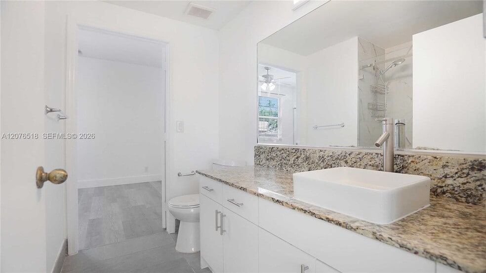 Building Photo - 1492 Veracruz Ln